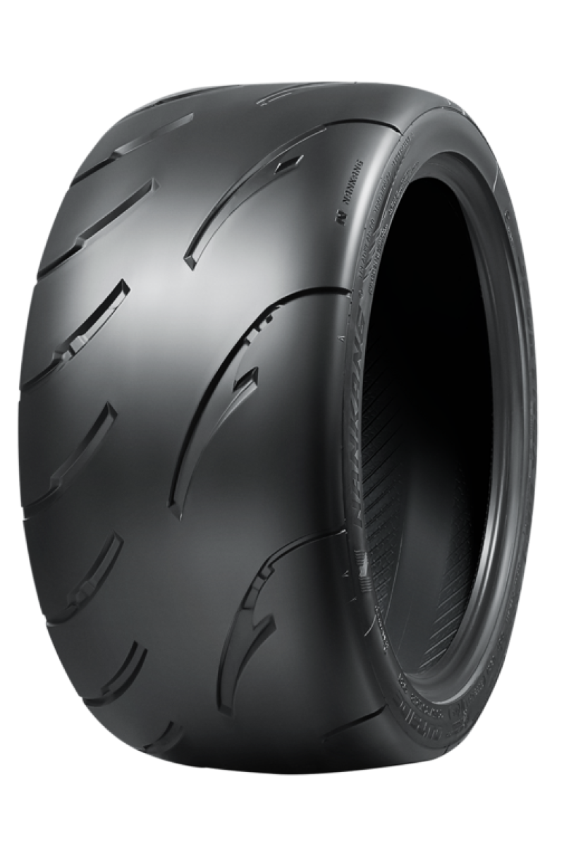 Nankang AR-1 Tire V2 - 305/30ZR19 102(Y) XL