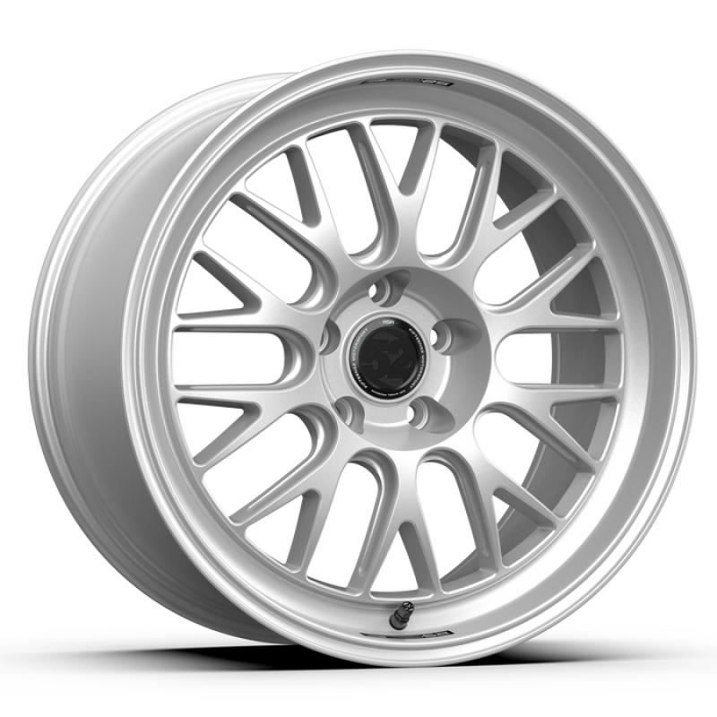 fifteen52 Holeshot RSR 19x10.5 5x120 25mm ET 72.56mm Center Bore Radiant Silver